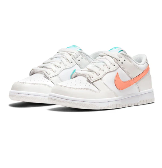 NIKE DUNK LOW BG