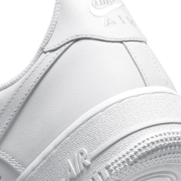 AIR FORCE 1 07 LE BLANCA