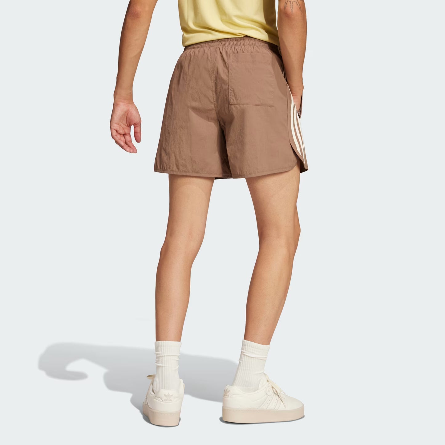 JP1021 ADIDAS APP ADICOLOR MALE