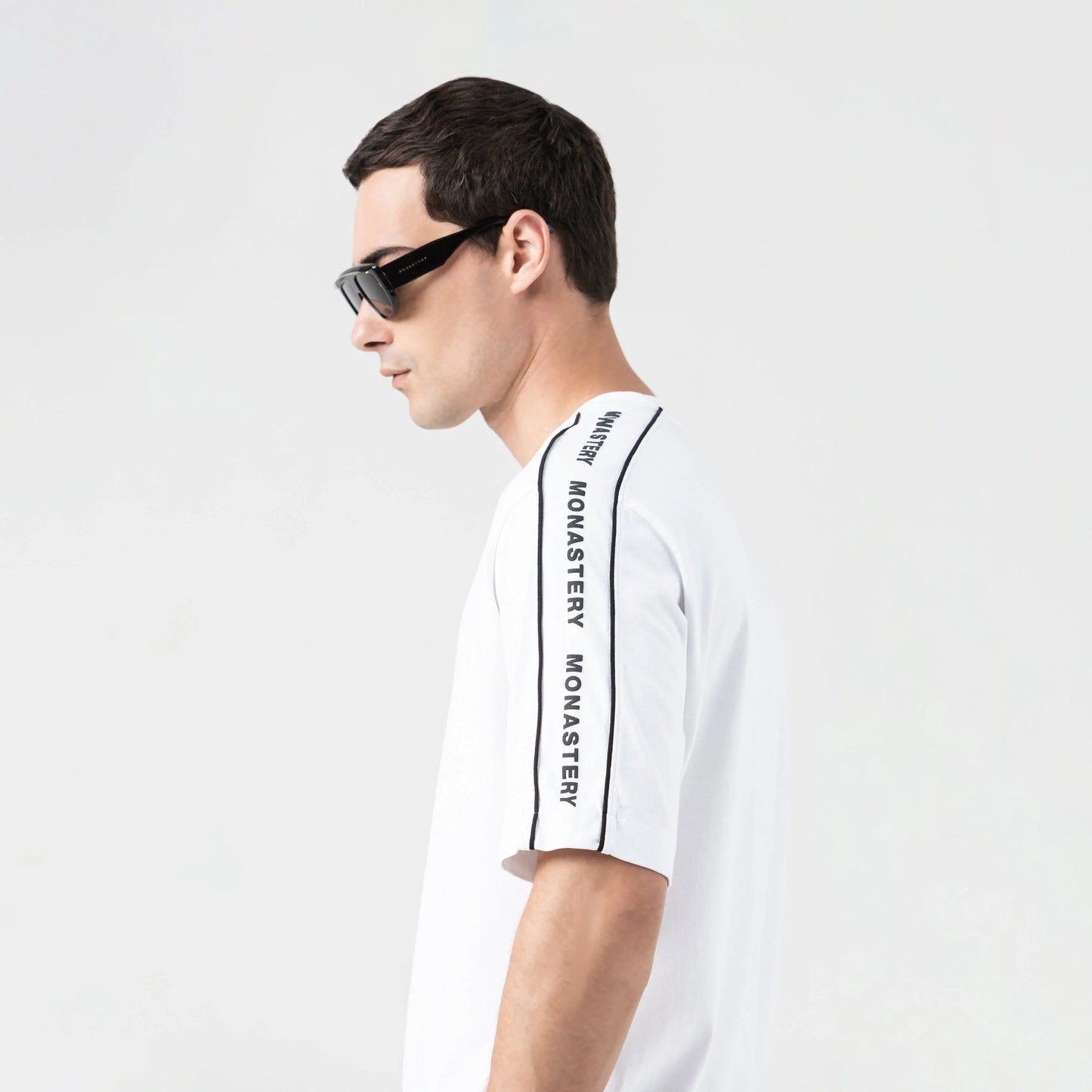 BLACKFORD TSHIRT MEN OVERSIZED WHITE