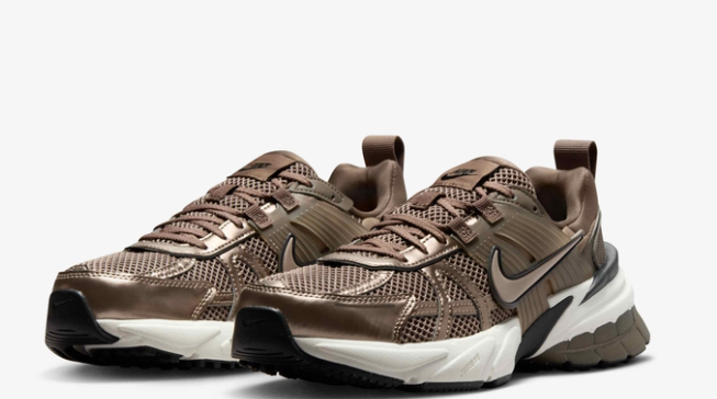 W NIKE V2K RUN