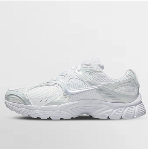 NIKE V5 RNR TRIPLE WHITE