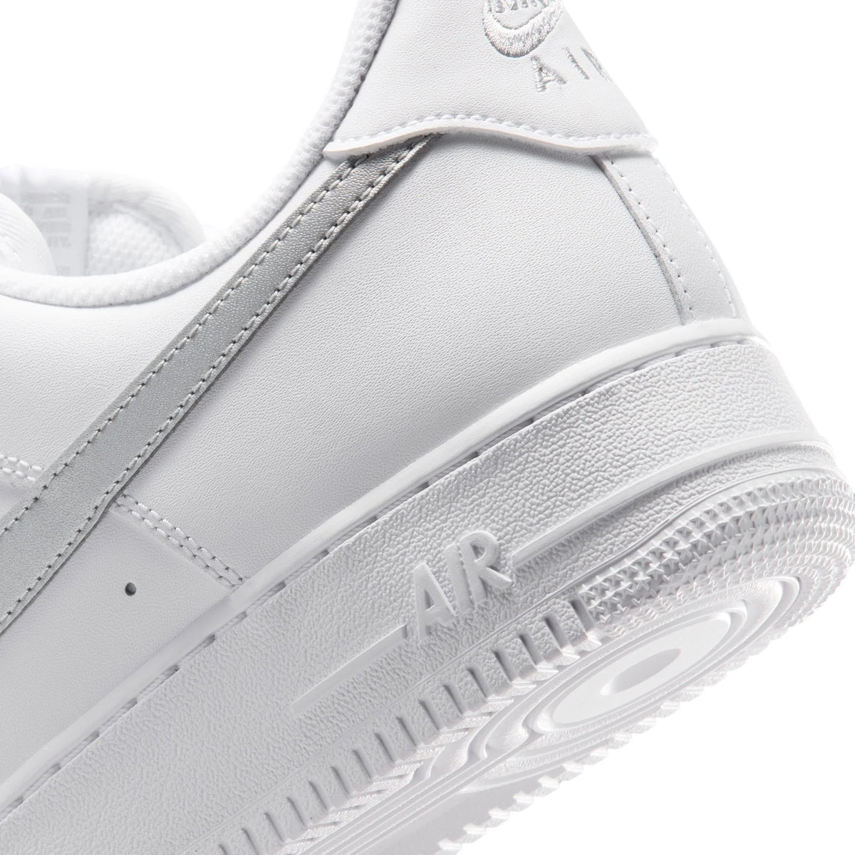 NIKE AIR FORCE 07 PLATINUM SWOOSH