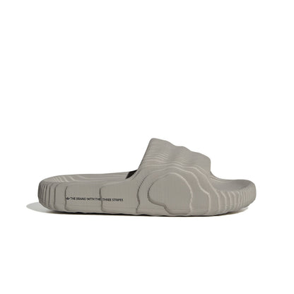 HQ4670 FTW ADILETTE 22  HOMBRE